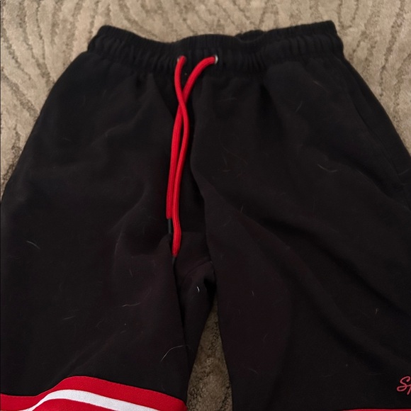 Spalding Black and Red Men's Shorts - Picture 1 of 1